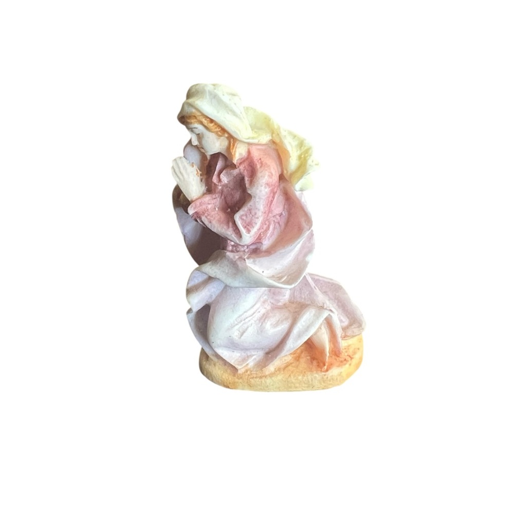 Vintage Ceramic Nativity Set in Multi-Color 10 pieces. Figurines between 2”-3”. - Picture 8 of 12